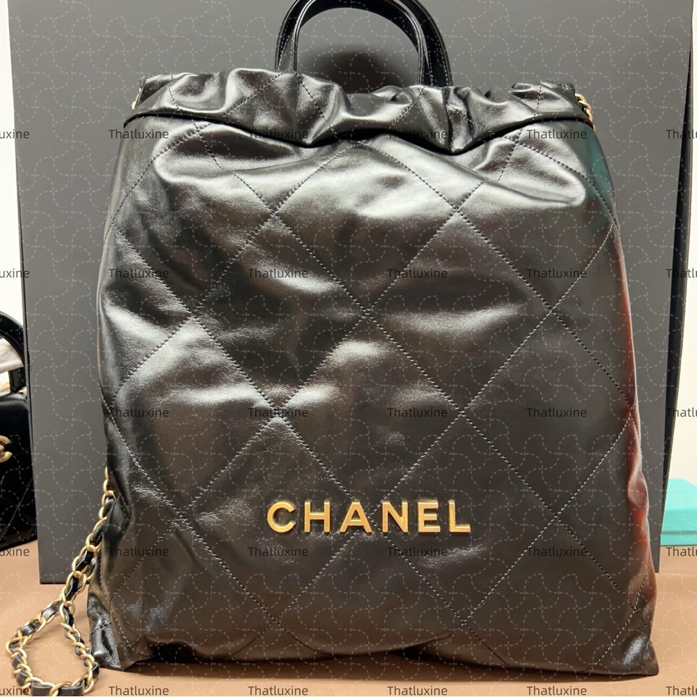 NWT CHANEL 22 Backpack.